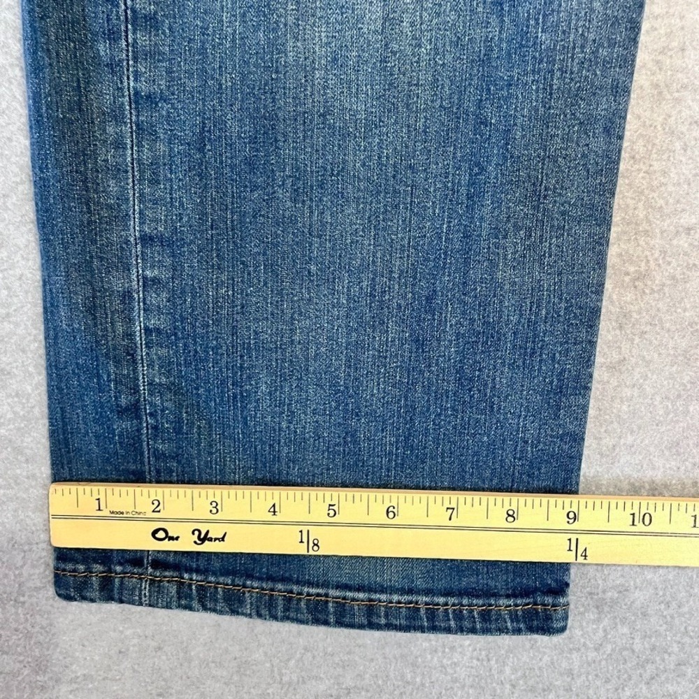 Levis Jeans Mens 38X30 Blue 559 Relaxed Straight Medium American Faded Denim - Picture 6 of 16